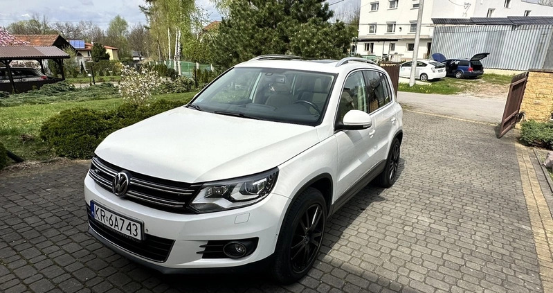 Volkswagen Tiguan cena 45900 przebieg: 152000, rok produkcji 2012 z Kraków małe 562